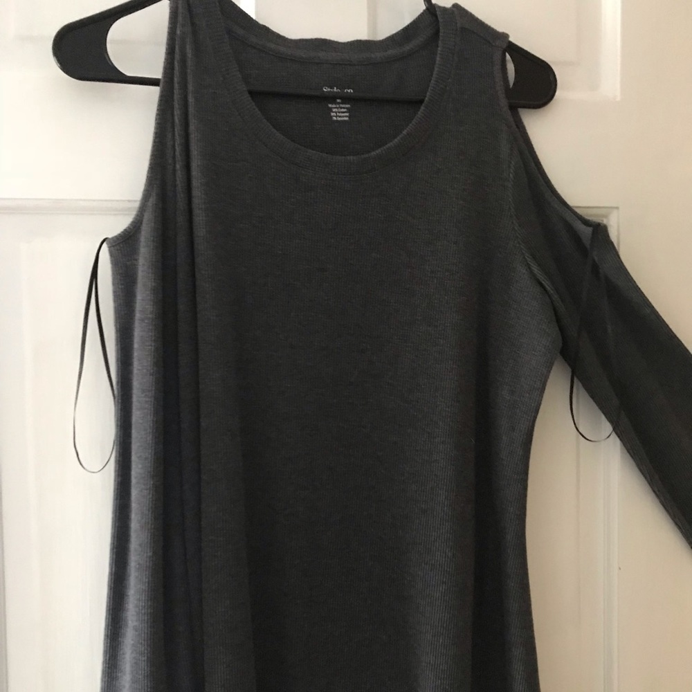 Gray Style & Co. Cold Shoulder
